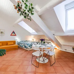 The White Jungle - San Babila Attic Appartamento Milano